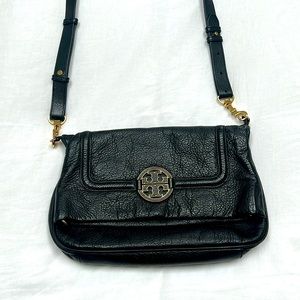 Tory Burch Amanda adjustable crossbody leather purse
